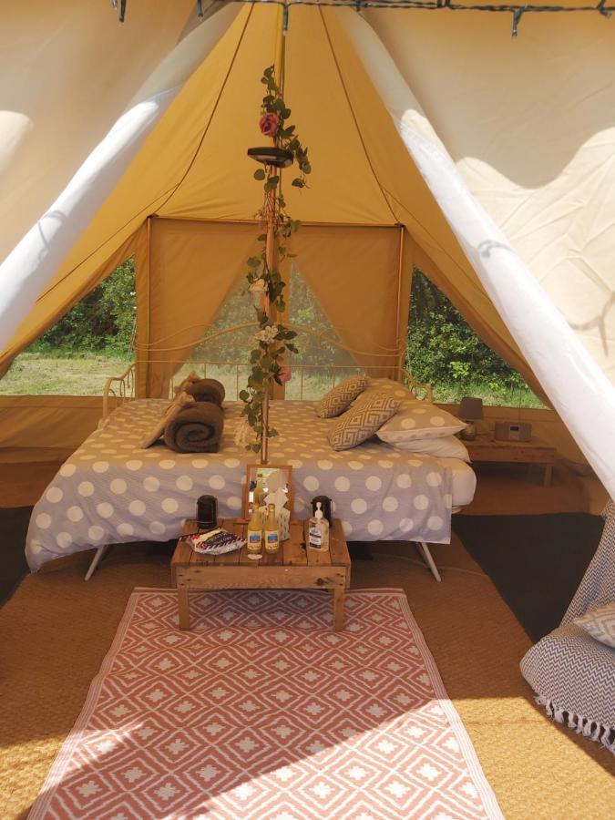 Hopgarden Glamping - Luxury 6M Bell Tent Wadhurst Bagian luar foto