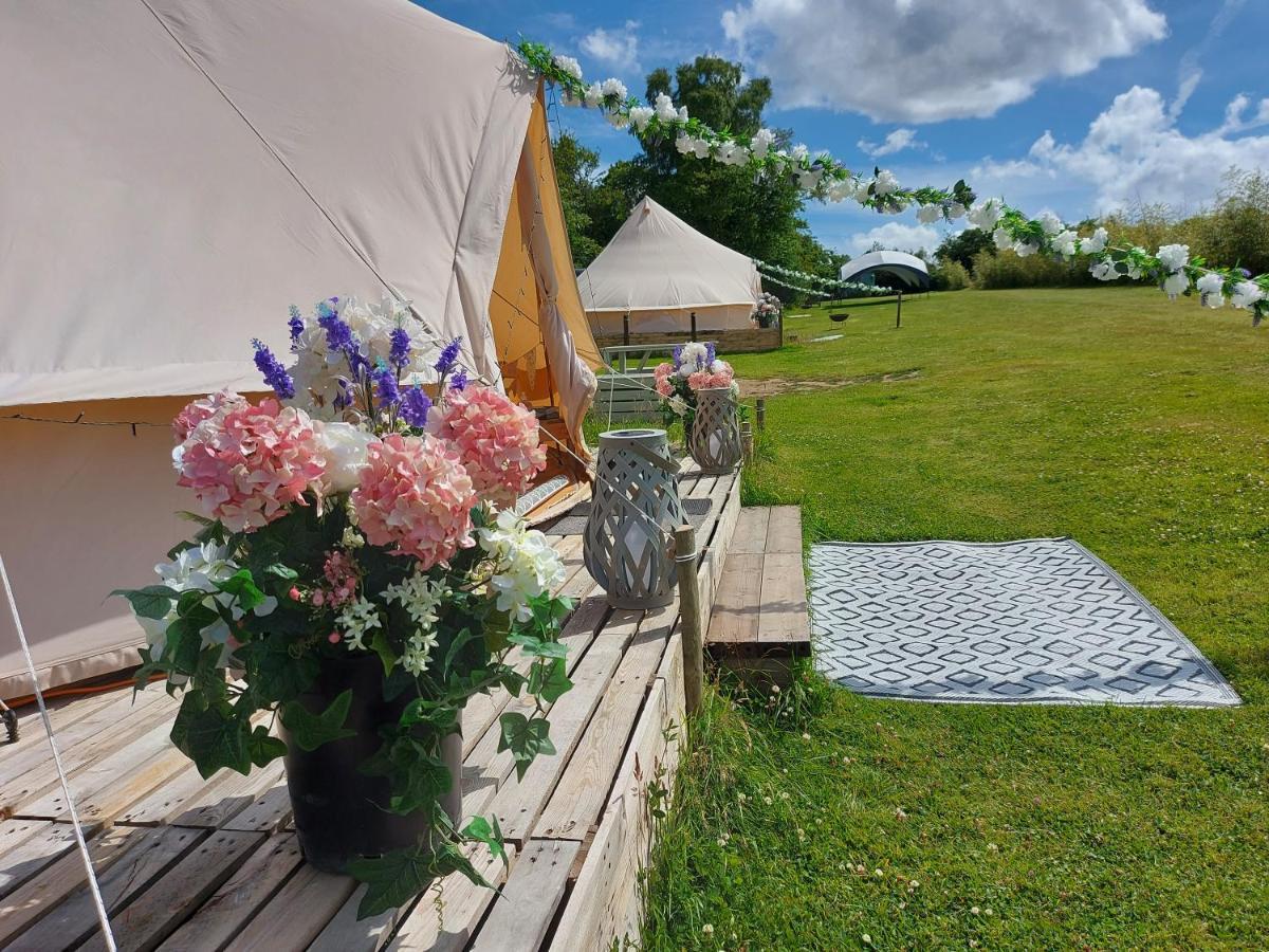 Hopgarden Glamping - Luxury 6M Bell Tent Wadhurst Bagian luar foto