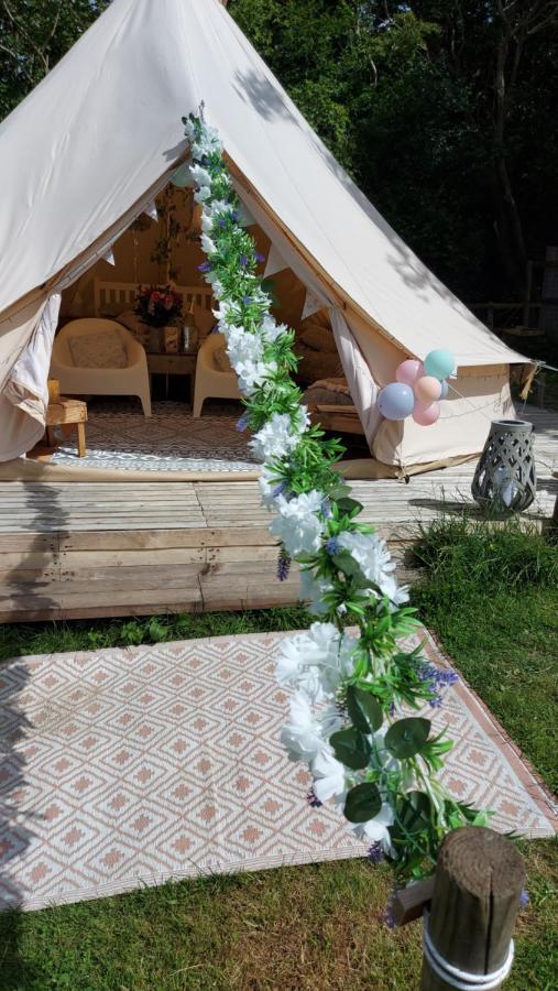Hopgarden Glamping - Luxury 6M Bell Tent Wadhurst Bagian luar foto