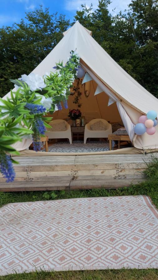 Hopgarden Glamping - Luxury 6M Bell Tent Wadhurst Bagian luar foto