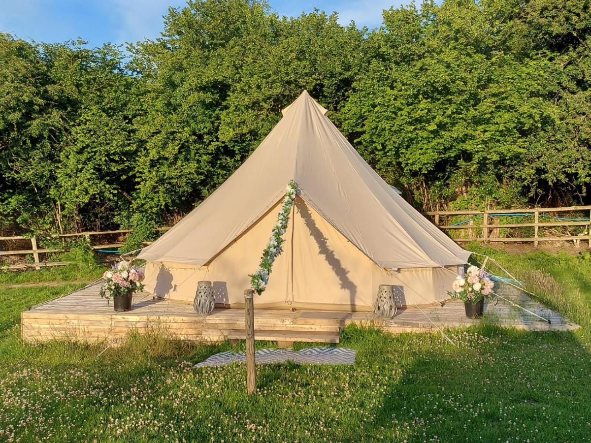 Hopgarden Glamping - Luxury 6M Bell Tent Wadhurst Bagian luar foto