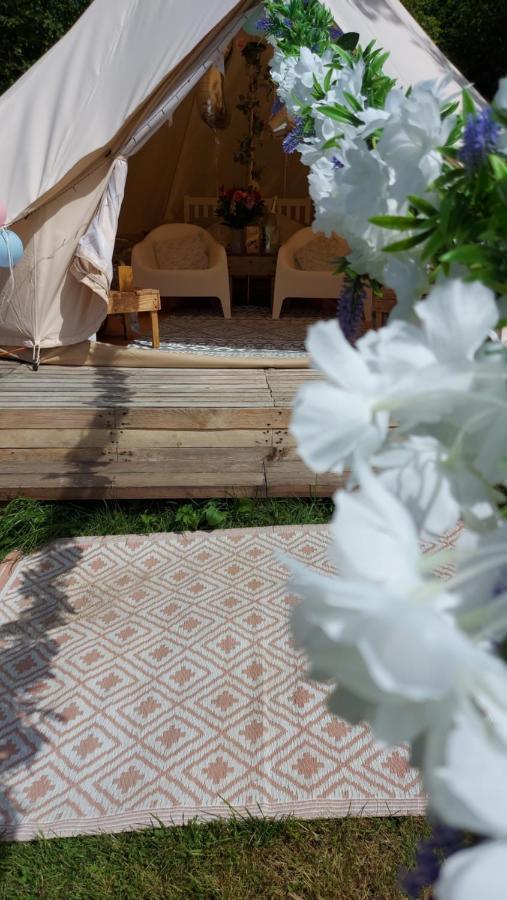 Hopgarden Glamping - Luxury 6M Bell Tent Wadhurst Bagian luar foto