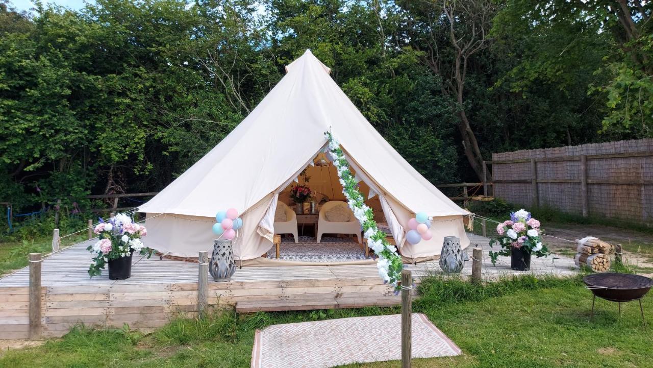 Hopgarden Glamping - Luxury 6M Bell Tent Wadhurst Bagian luar foto