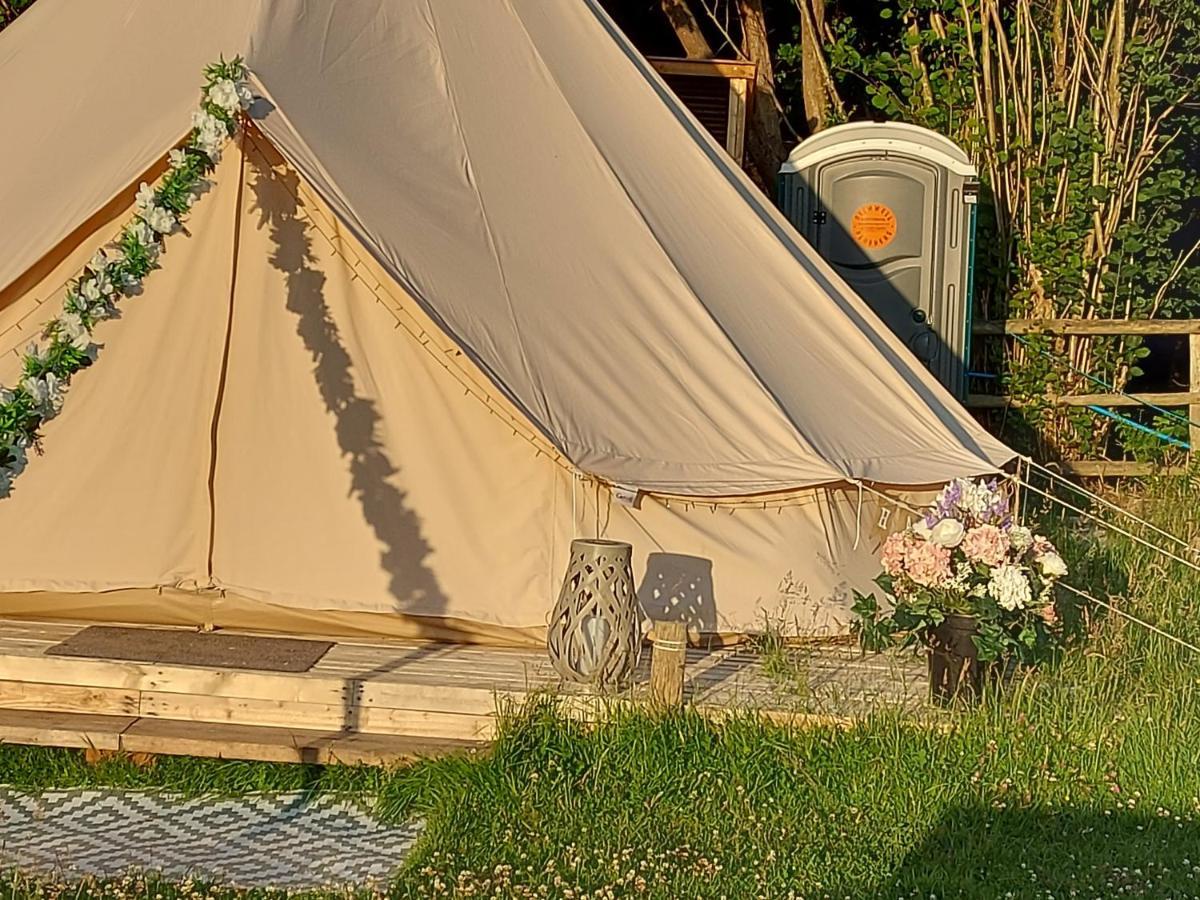Hopgarden Glamping - Luxury 6M Bell Tent Wadhurst Bagian luar foto